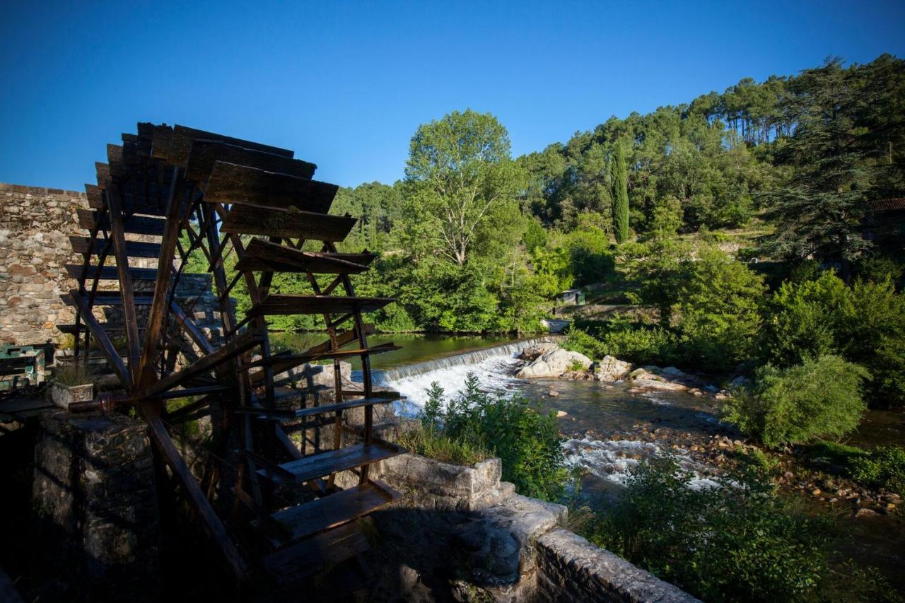 Bed and Breakfast La Papeterie De Corbes Екстер'єр фото